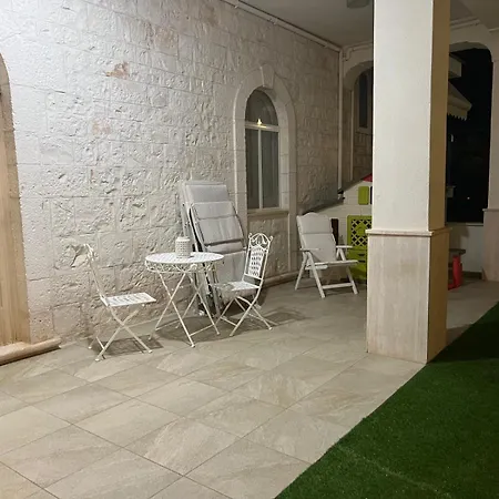Casa De Lidzia2 Séjour chez l'habitant Cisternino