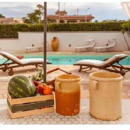 Casa De Lidzia2 Pansiyon *